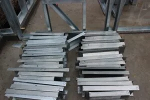 Profile-metalice-mici-gata-de-montat-1024x683-1