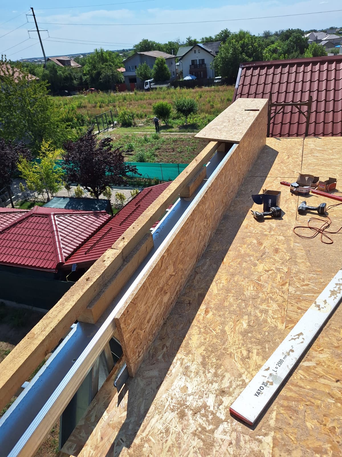 Casă pe structură metalică la cheie construită în sistem LSF, eficientă energetic și pregătită pentru mutare