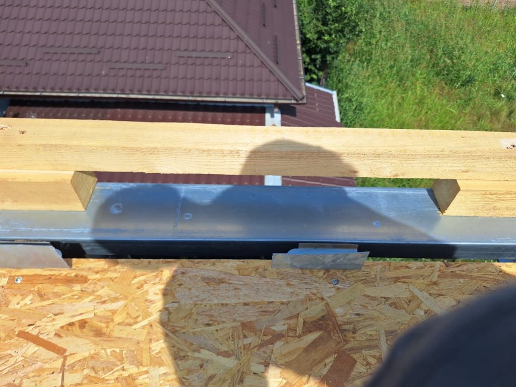 Cât rezistă o casă pe structură metalică construită cu sistem LSF și oțel galvanizat