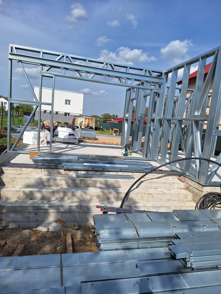 Verificare teren pentru construcție înainte de proiectarea unei case pe structură metalică